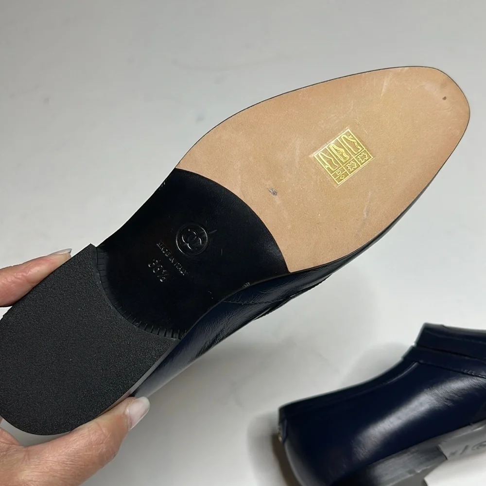 Chanel Leather Navy Oxfords 38 1/2
